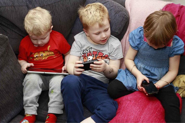L’inconscience des enfants face au monde virtuel