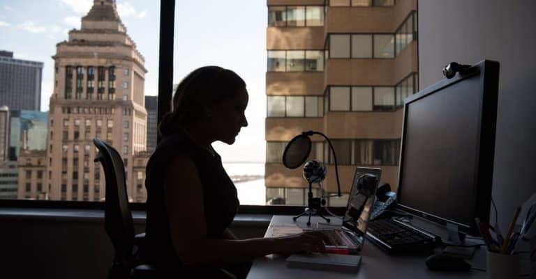 Quelles sont les fondations de l&rsquo;architecture informatique ?