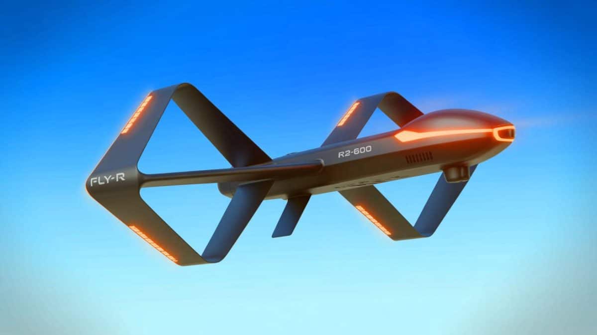 Illustration de la présentation du drone R2-600 de Fly-R au Salon du Bourget avec ses ailes en diamant.