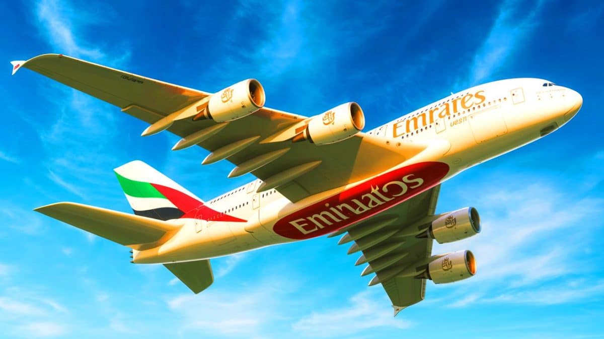 Illustration de l'engagement d'Emirates envers l'Airbus A380 et sa stratégie d'innovation dans l'aviation.