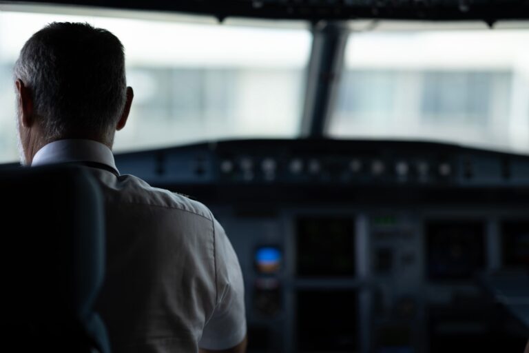 « Je suis pilote sur Airbus A350 » : comment ce jeu vidéo a révolutionné ma préparation avec Flight Simulator